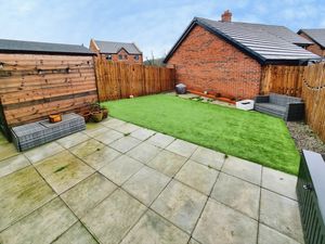 Photo 11- click for photo gallery